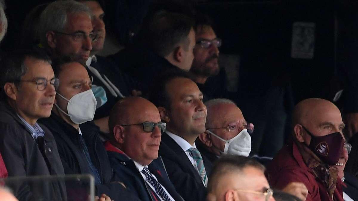 De Luca: "Stiamo realizzando lo stadio nuovo. Importante che la Salernitana torni in categorie superiori"