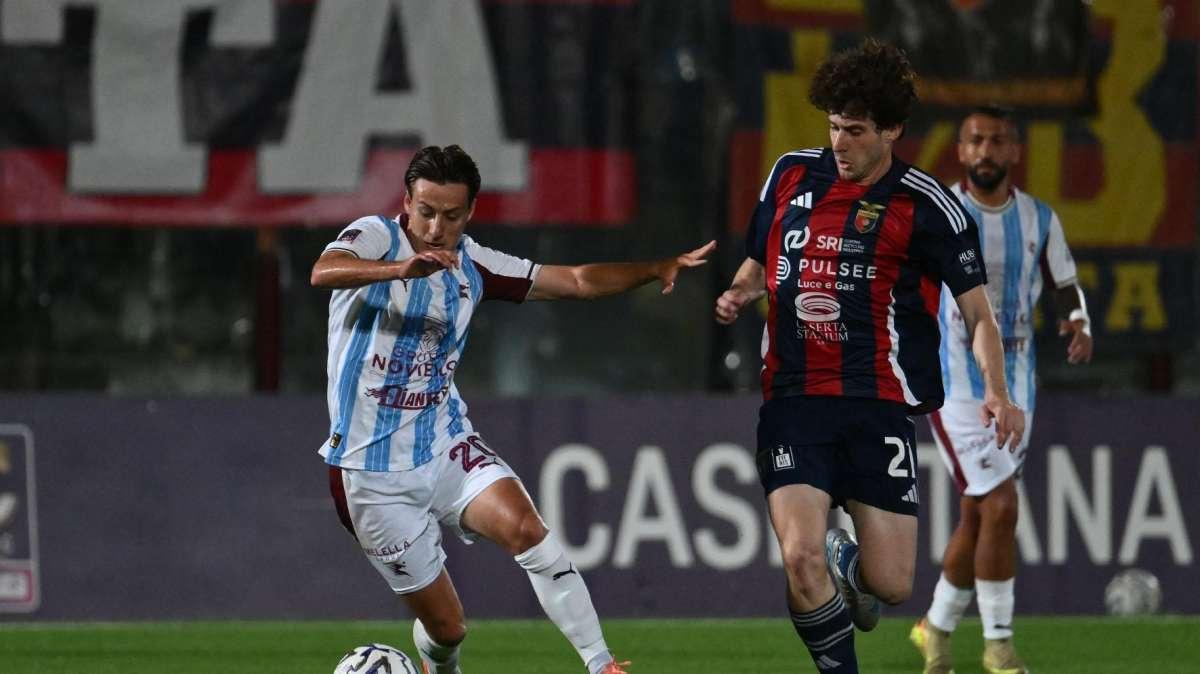 La Salernitana riparte da due gol di vantaggio ma la qualificazione è ancora in bilico