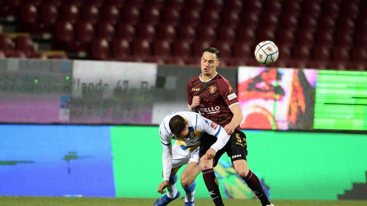 Mantovani saluta la Salernitana su Instagram: "E' arrivato il momento di salutarci, rimarrete sempre nel mio cuore..."