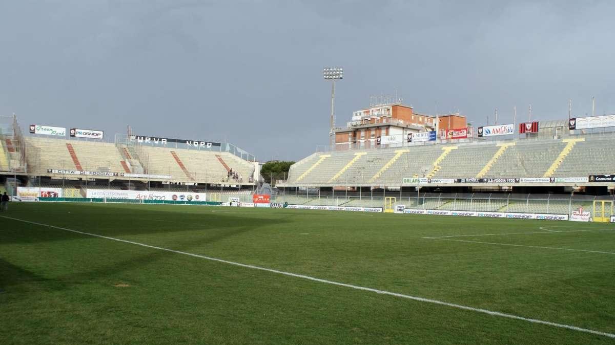 Alta tensione a Foggia: Zaccheria a porte chiuse, ma blindato. La dura nota della società