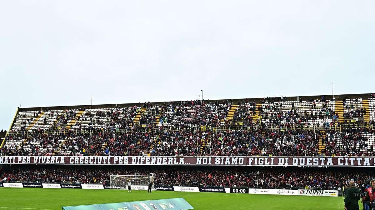 Non decolla la prevendita per il settore ospiti. Il primo dato e la divisione tra le varie anime del tifo