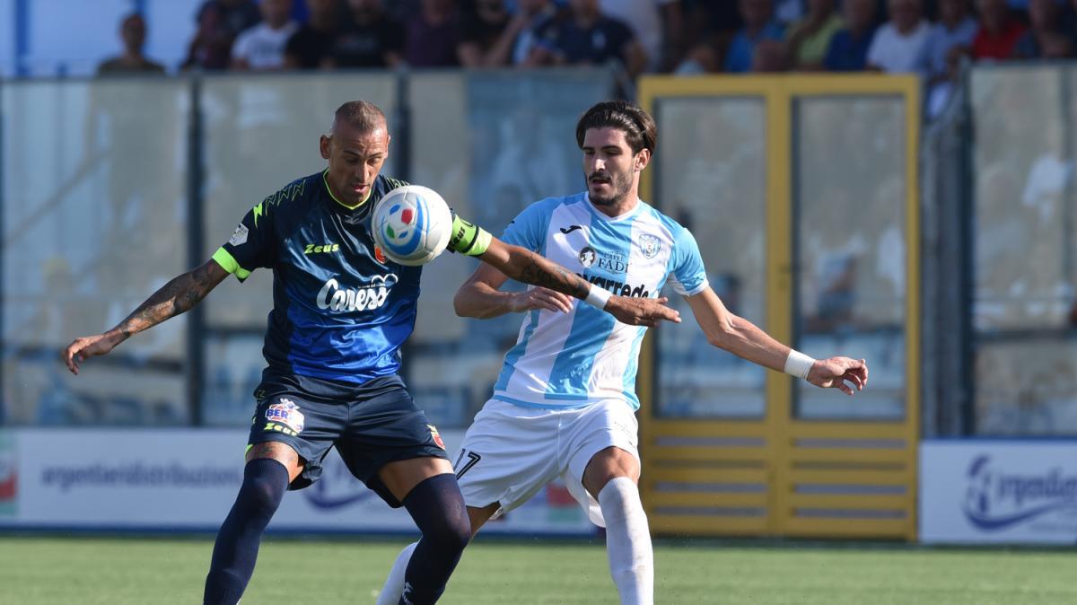 Salernitana, strada in salita per un difensore: serbe esborso economico importante