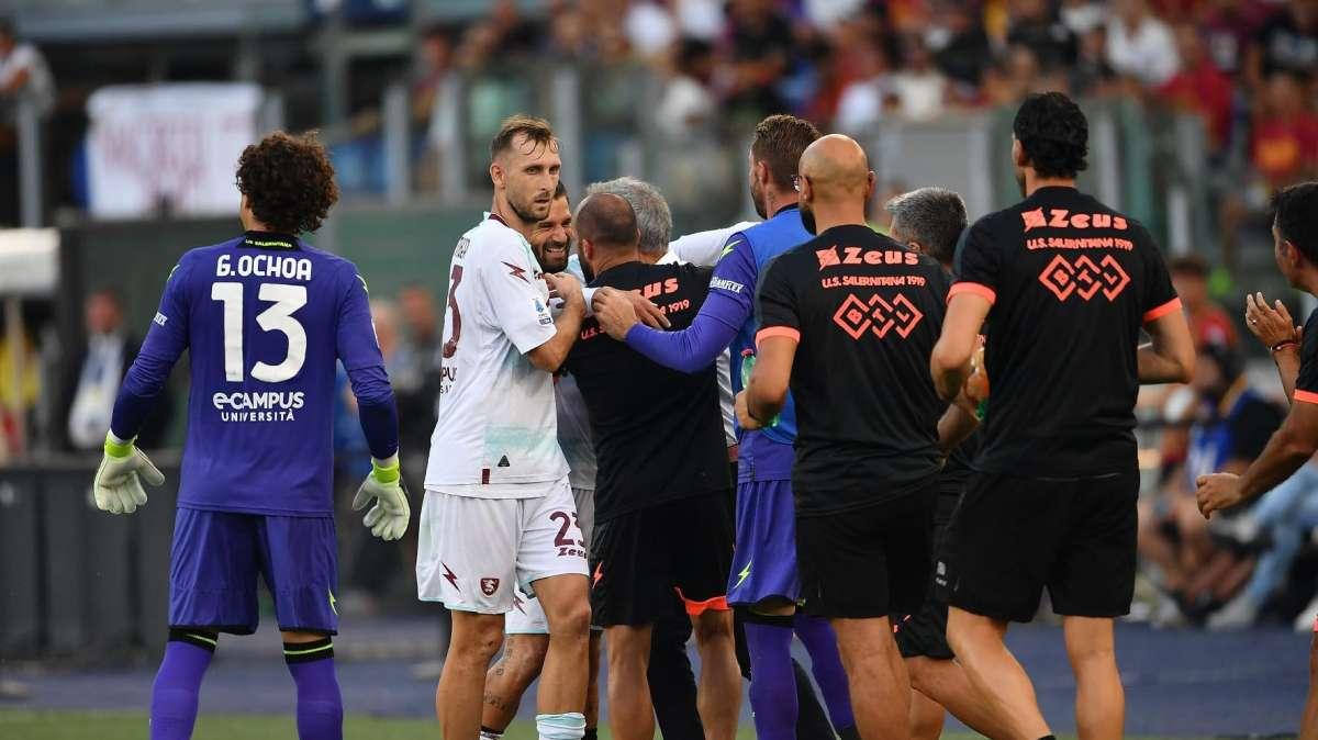 La Salernitana non va, le possibili soluzioni per uscire dalla crisi