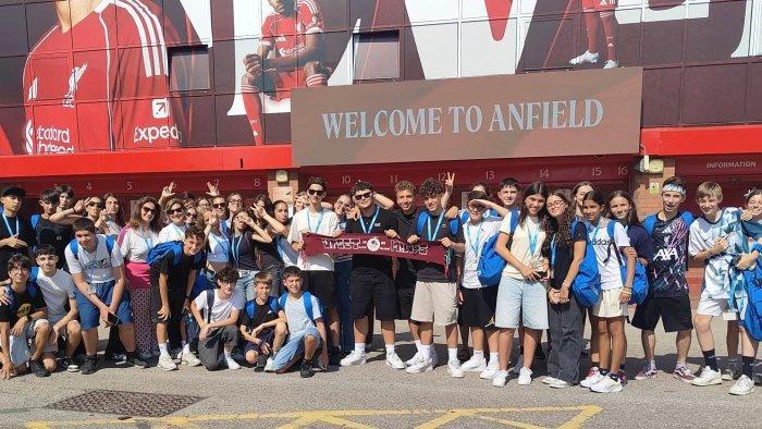 "Tutta l'Europa parlerà granata": una foto fa il giro del web