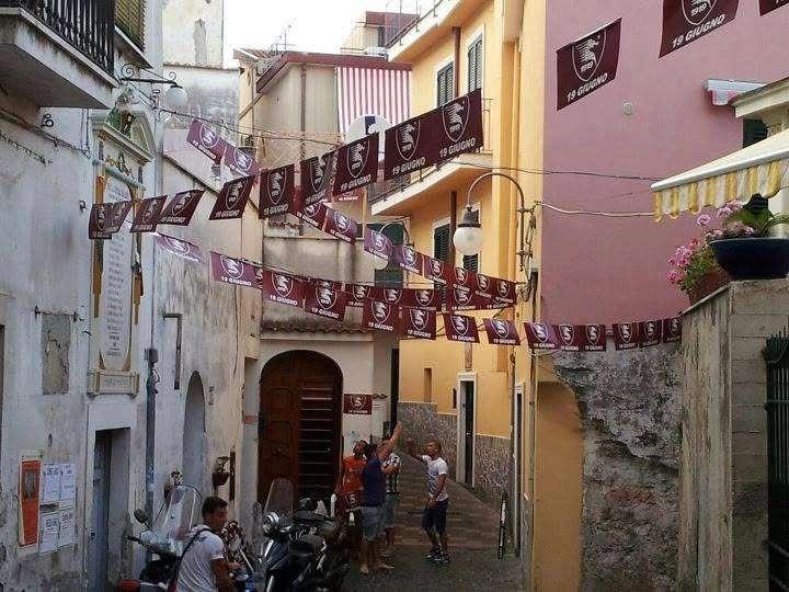40mila bandiere granata in tutt'Europa: dal 2012 il 19 giugno è sempre festa