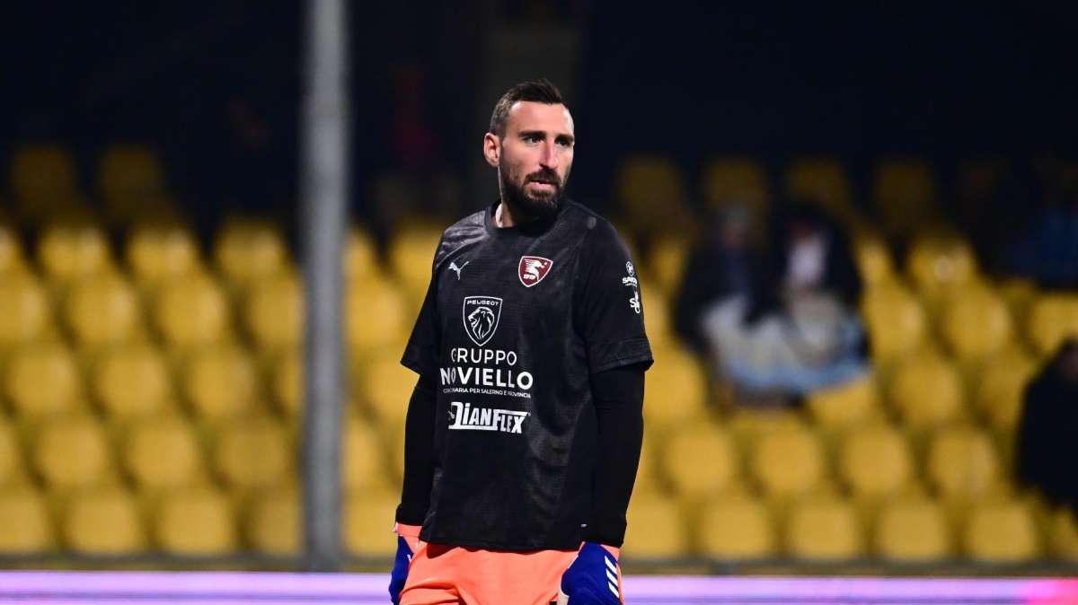 Corriere dello Sport: "Porta da blindare per la Salernitana"