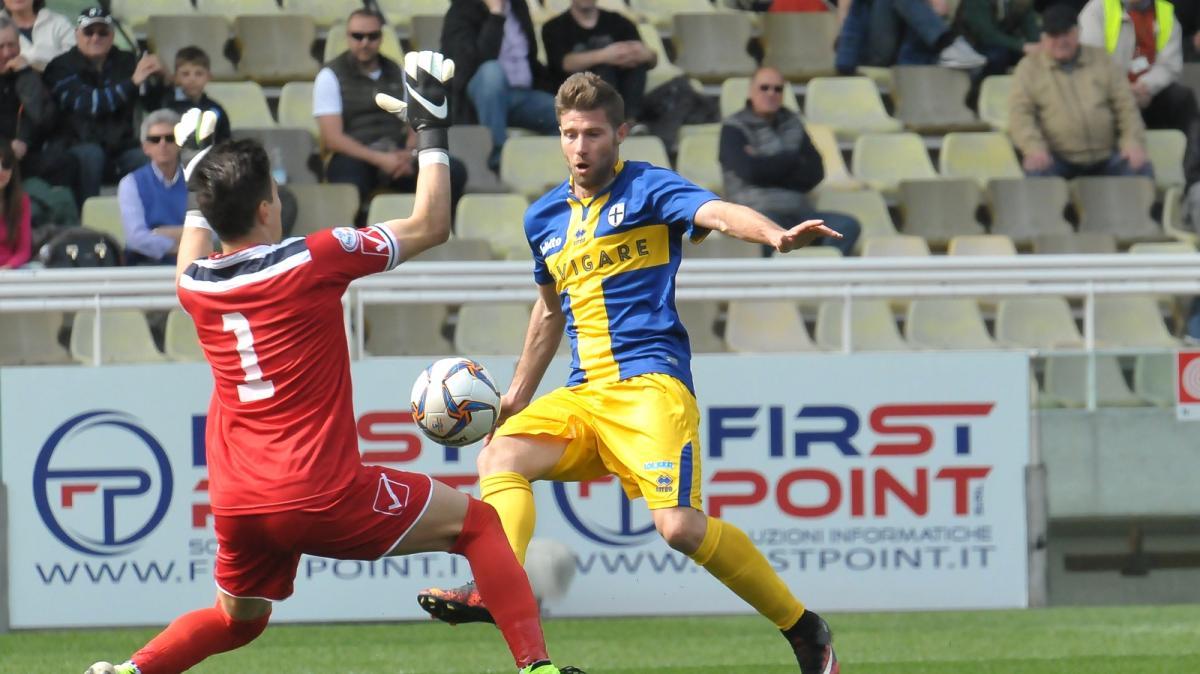 Corriere dello Sport: "Salernitana, due opzioni tra i pali. E arriva Capuano"