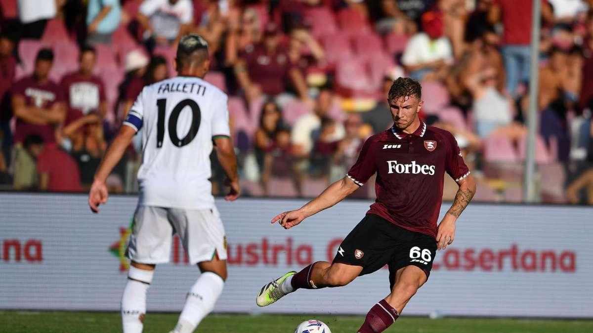 Salernitana, Lovato rientra ma solo di passaggio?
