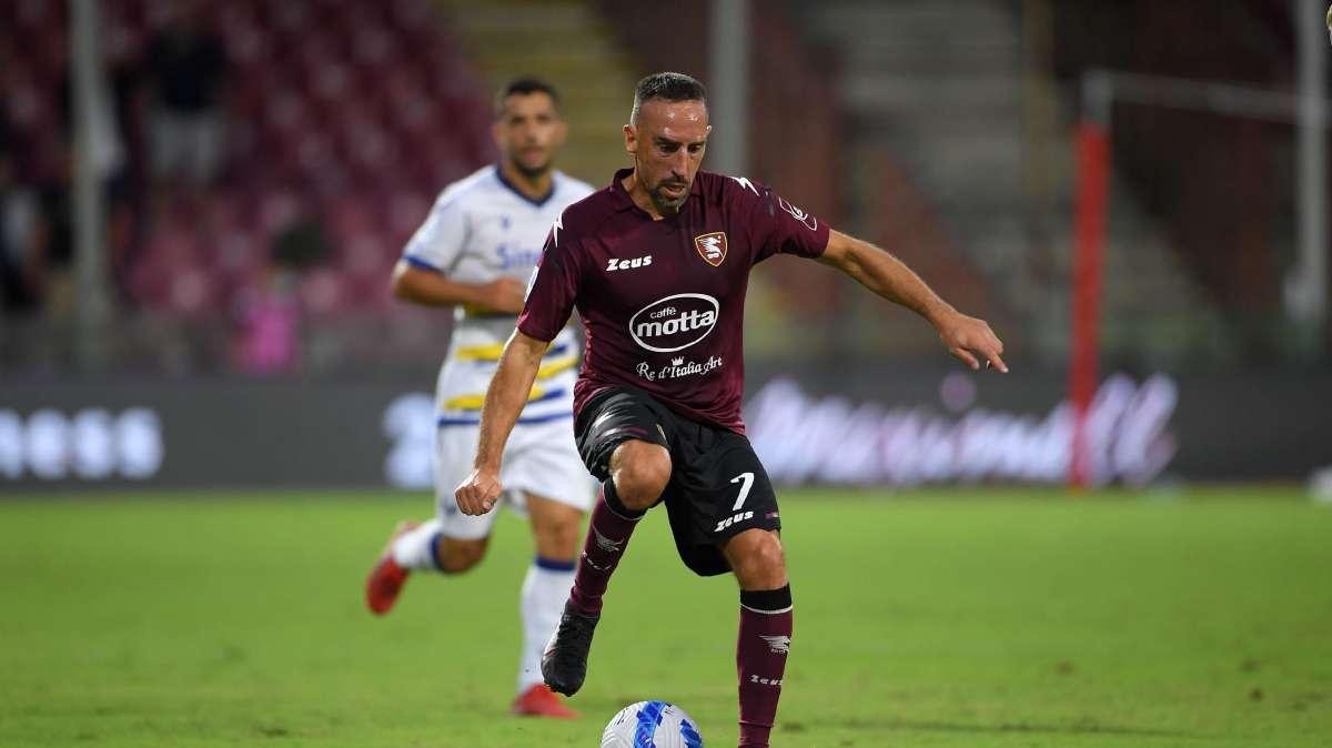 Un solo punto, tante magie ma zero gol e assist: come sta andando Ribery alla Salernitana
