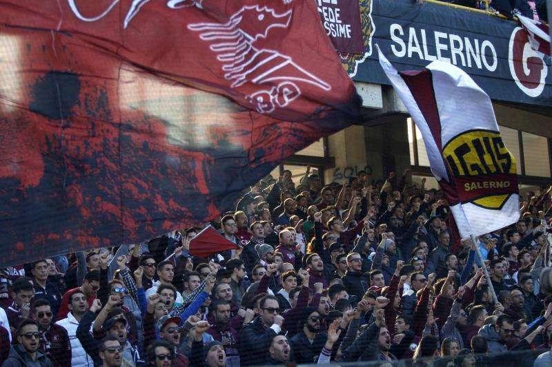 LA VOCE DEL TIFOSO: l'acquisto di Cristea non convince del tutto. Il tifo arma in piu'