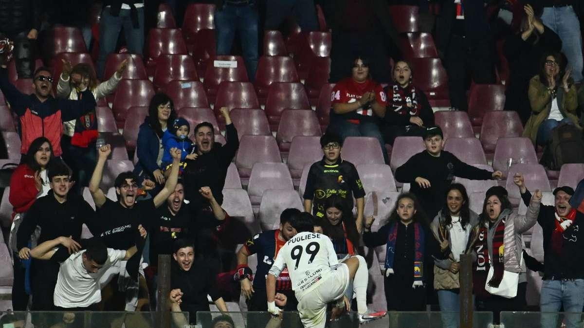 Salernitana, serata da forti emozioni e continui cambi di posizione: tutta la cronaca minuto per minuto
