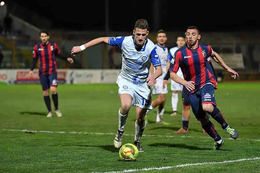 Salernitana, il reparto arretrato è ancora incompleto: almeno due innesti per Cosmi