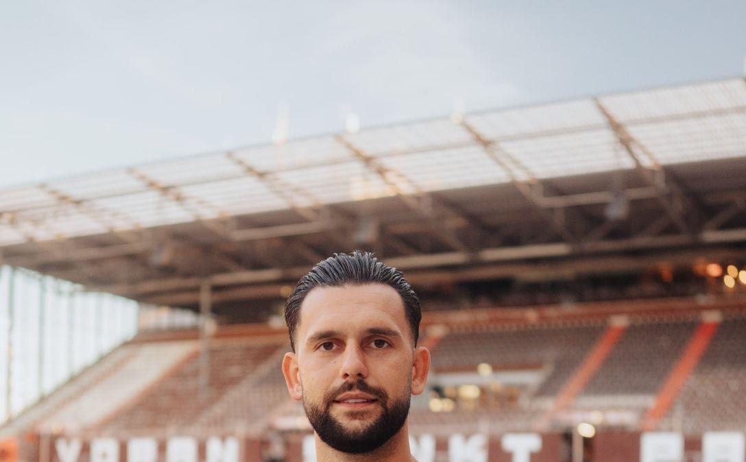 [IT/DEU] Dimitar Mitov è un nuovo portiere del St. Pauli / Dimitar Mitov ist neuer Torwart des FC St. Pauli