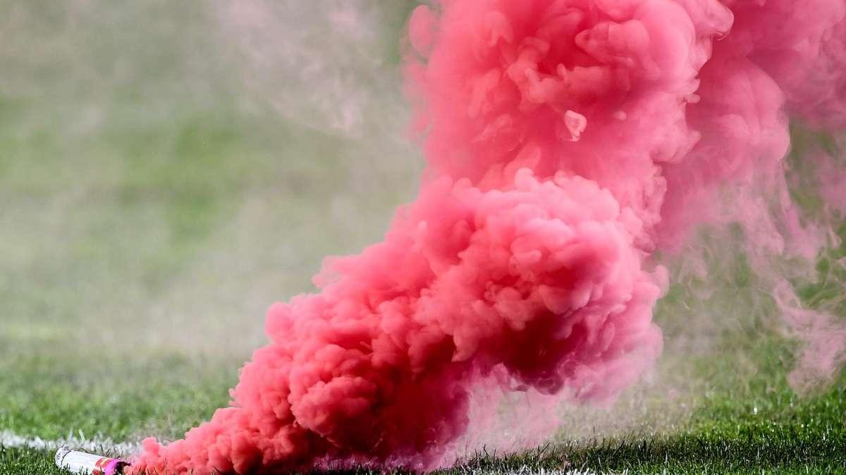 Il Sankt Pauli multato per 74.000€: vediamo perché