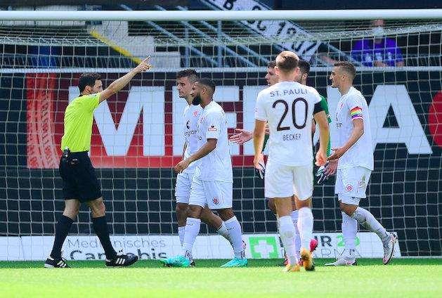Paderborn-St Pauli 3-1: prima sconfitta stagionale contro la nuova bestia nera