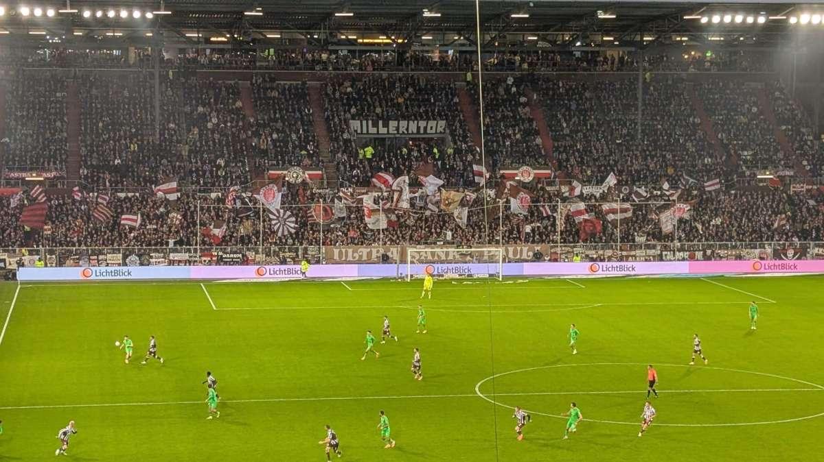 St Pauli-Gladbach 0-4: mentalmente già retrocessi a Novembre