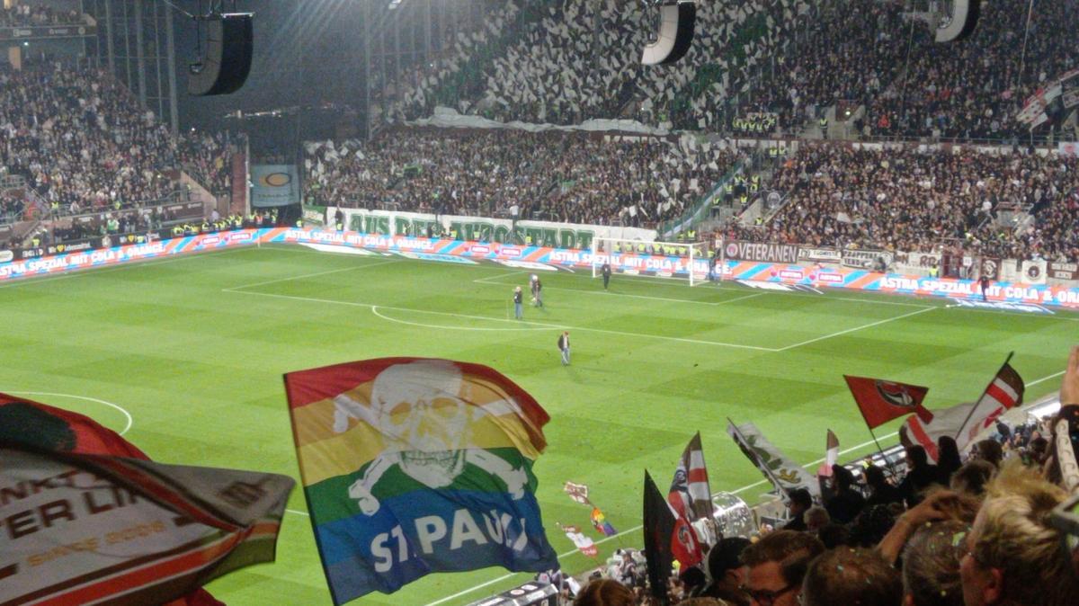 St Pauli-Wolfsburg 1-0: minuto 88, è qui la festa?