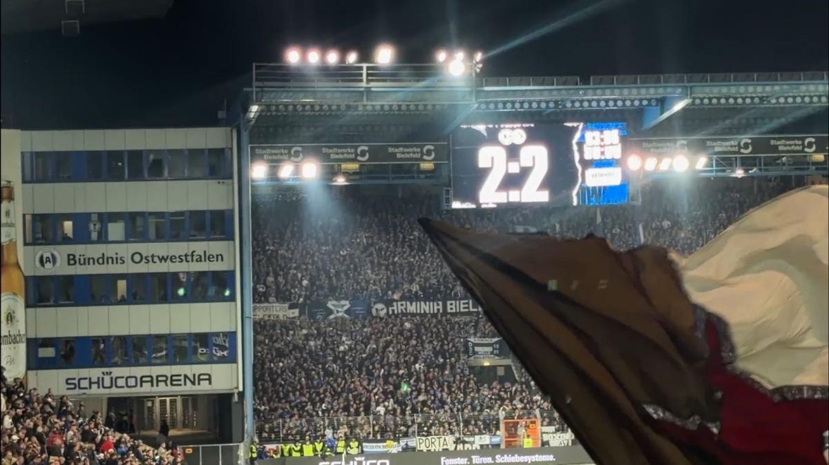 Arminia Bielefeld-St Pauli 2-2: una rimonta, ma è ancora poco