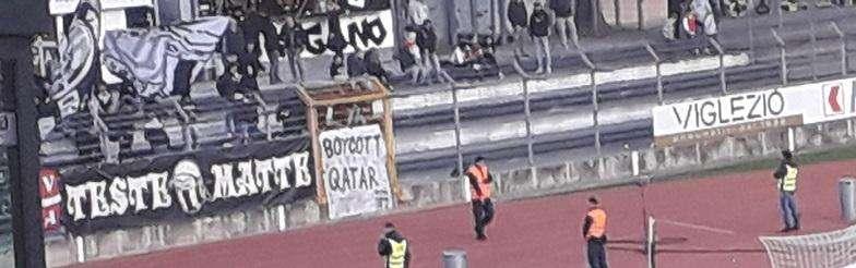 La presa di posizione della Curva Nord luganese contro Qatar 2022