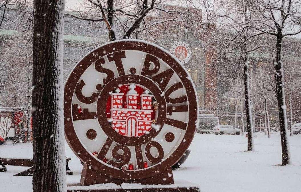 Il fascismo? Una favola. Il Sankt Pauli? “Ipocriti” – Faschismus? Ein Märchen. St. Pauli? „Heuchlerisch“