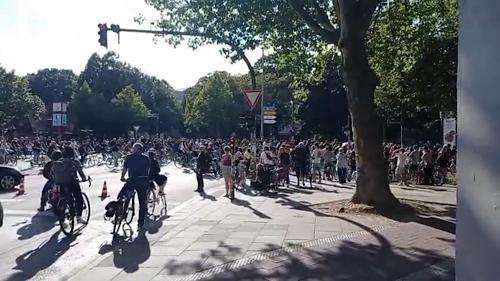[VIDEO] Il corteo in bici verso il derby in trasferta