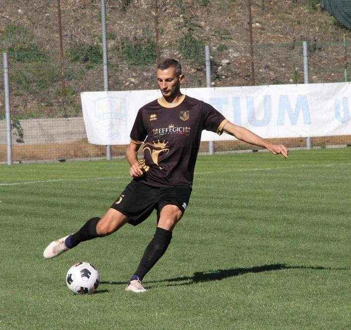 Mario Scietti, difensore