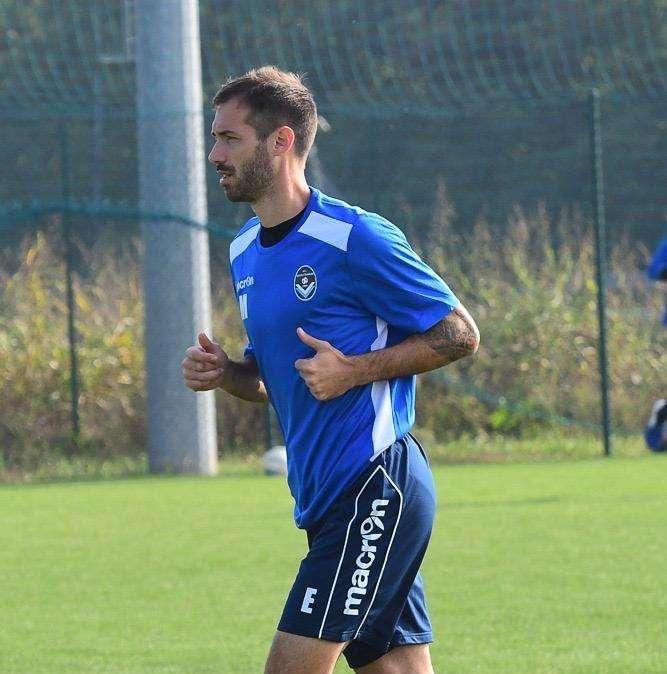 Nicola Madonna, 33 anni