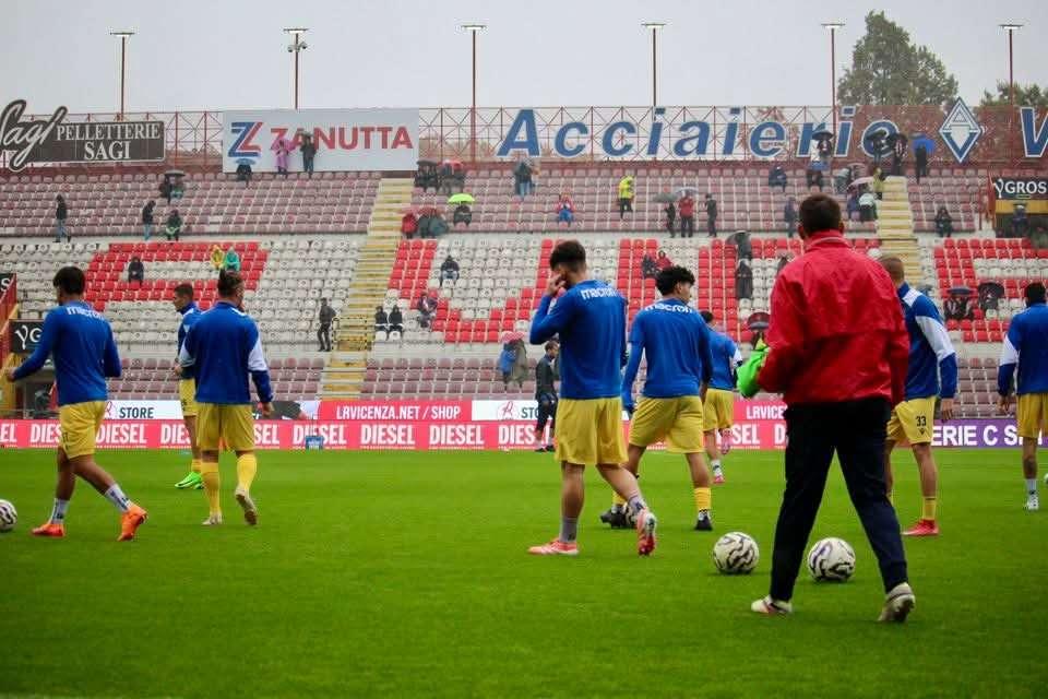 La Giana Erminio cade di misura a Vicenza. A segno l'ex Caferri