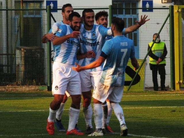 L'abbraccio a Pinto