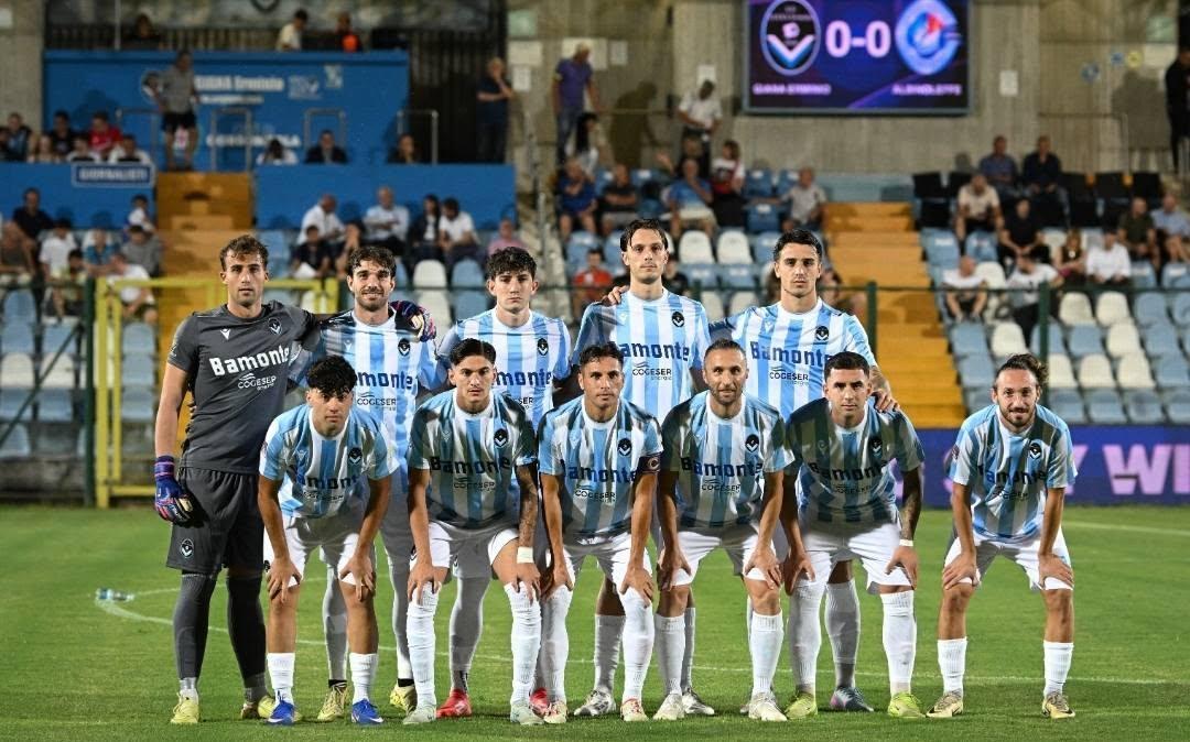 Giana, sesto esordio negativo dall'inizio dell'esperienza in Lega Pro