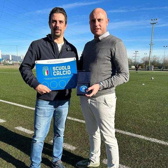 La consegna a Valerio Colace