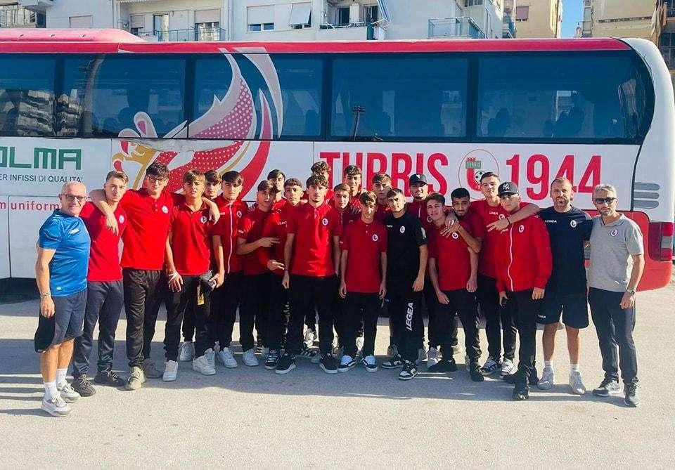 Under 19 ritirata dal campionato. La Turris motiva così: "La Primavera serve per rimpinguare la prima squadra..." 