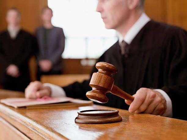 Caso Poltroncine - La precisazione del Savoia: “Acquisto regolare tramite Tribunale. Operazione per sostenere i creditori della Turris...”