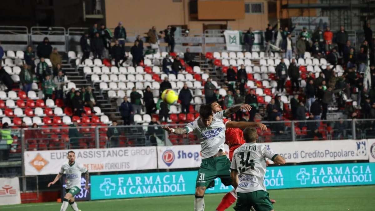 Rassegna stampa - Cds: "Flop Turris, bis di Tito. L'Avellino offre il lato migliore".