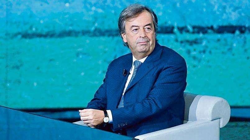 Il virologo Burioni: "Quando ricomincerà il campionato? Non possiamo fare previsioni, sappiamo troppo poco su questo virus"