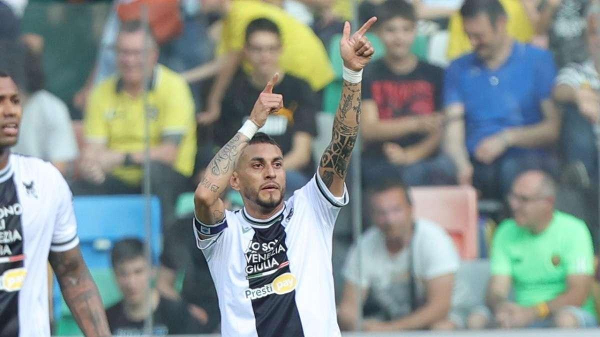 Esordio per l’ex Udinese Pereyra con la maglia dell’Aek Atene