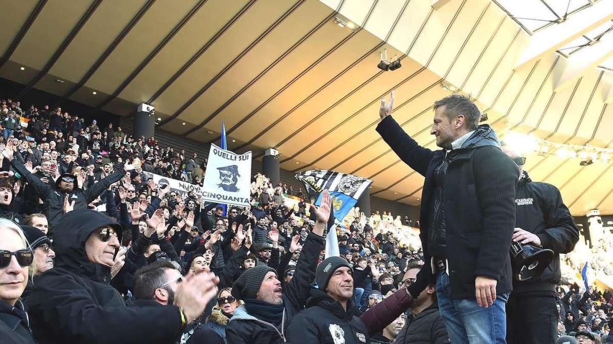 Udinese-Verona, Jorgensen premiato nel pre partita