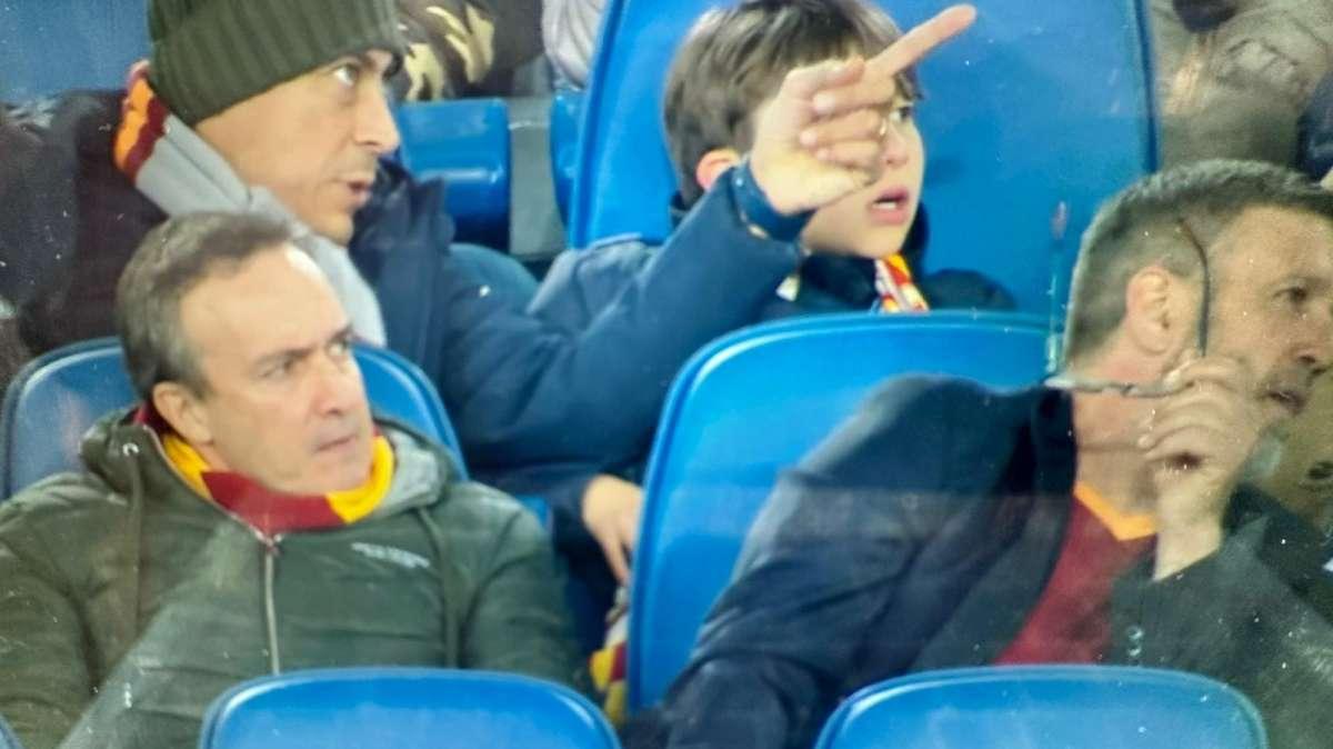 Balbo, quella sciarpa giallorossa al collo proprio con la squadra che ti ha scovato e cresciuto? 