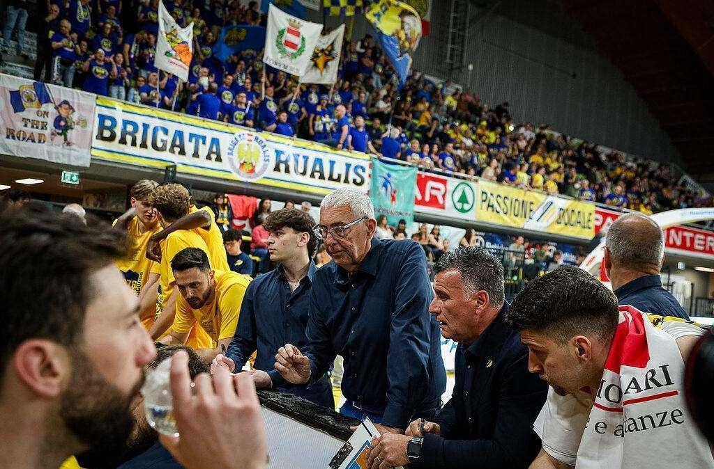 Serie A2, da Pillastrini al ritorno di Ciani: il quadro completo delle panchine