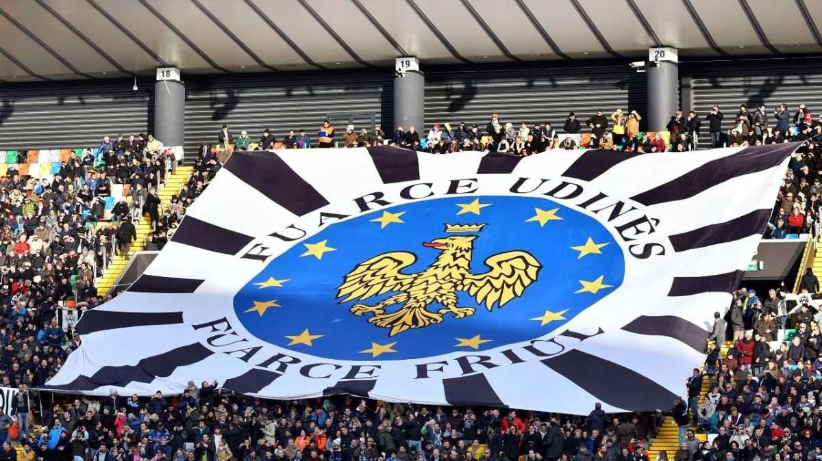 Udinese, danneggiato il Bandierone dai tifosi dell'Inter: cos'è successo