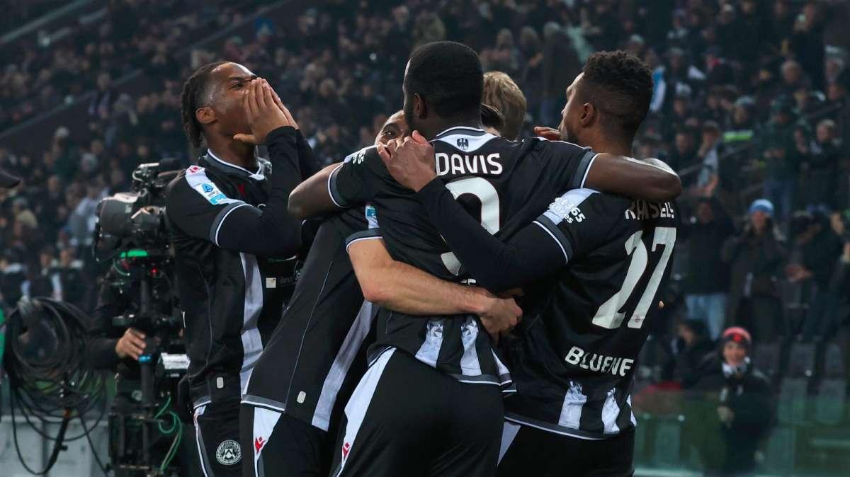 Udinese-Fiorentina 3-0, LE PAGELLE: Davis cruciale, i bianconeri vendicano al meglio la gara dell'andata