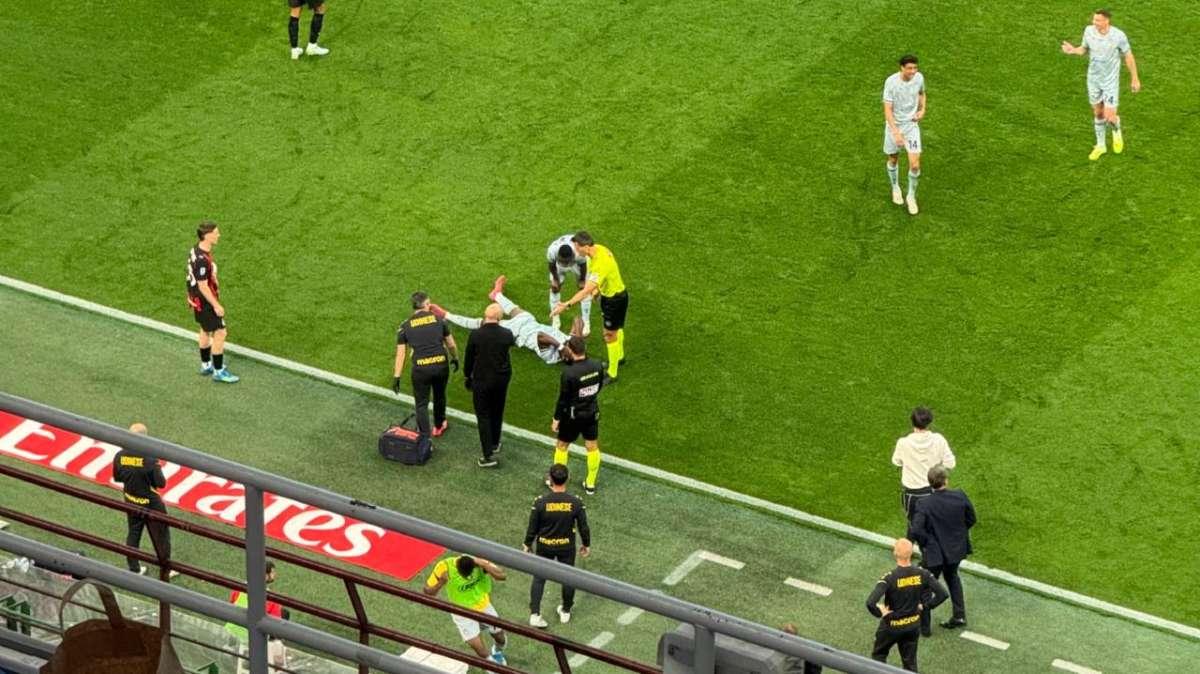 Udinese, infortunio per Davis contro il Milan: le parole di Runjaic in conferenza