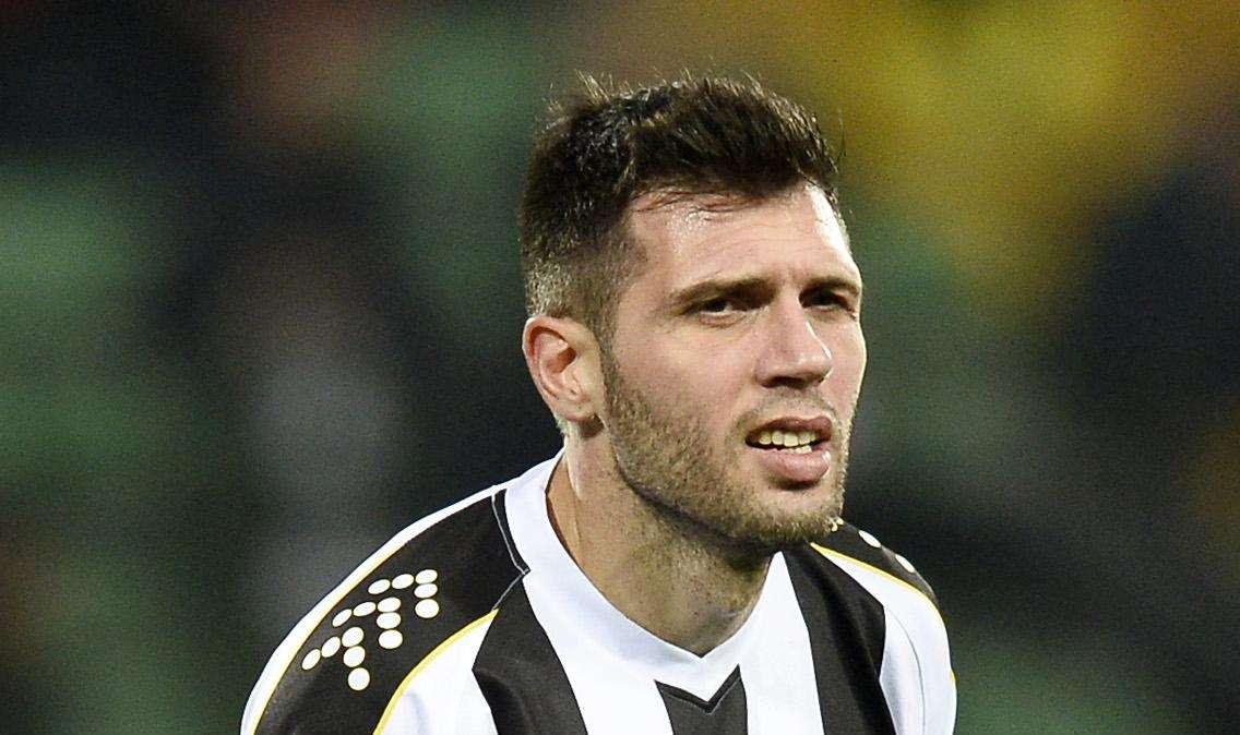 Udinese-Hellas Verona, le formazioni della vigilia: c'è Domizzi se Piris non ce la fa. Mandorlini punta su Nico Lòpez
