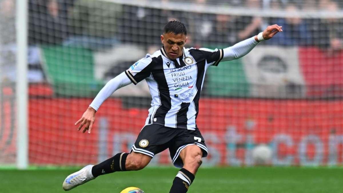 Udinese, il Fenerbahce continua a tentare Alexis Sanchez: offerto anche un jet 