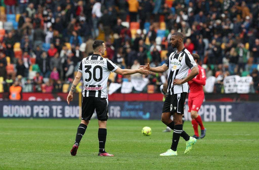 Nestorovski: "Mi sento importante in questa squadra, ogni giorno negli allenamenti mi impegno al 100% ed aiuto i giovani giorno dopo giorno"