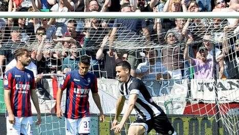 Gazzetta dello Sport, le pagelle: Lasagna gioca da solo, Lopez non si vede 