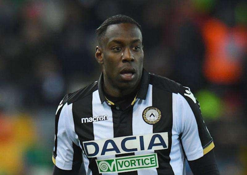 Niente Italia, Okaka va al Besiktas