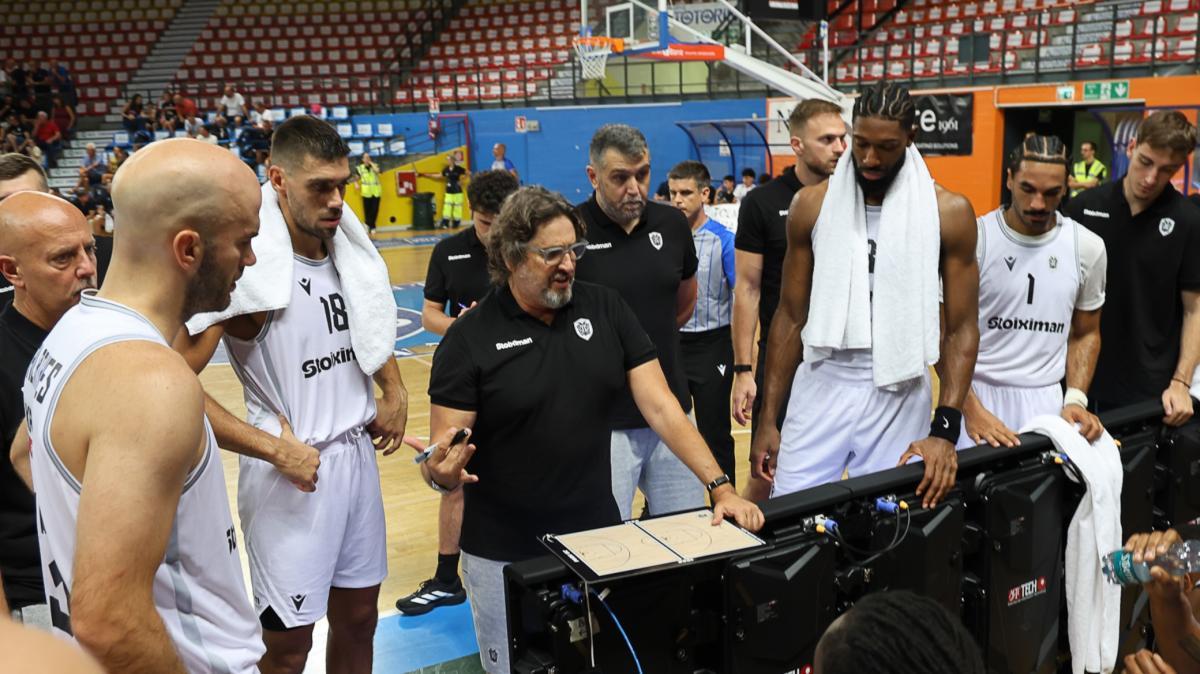 Il Paok batte Udine, ma Trinchieri non ci sta: "Atteggiamento inaccettabile, deluso da Bazinas"