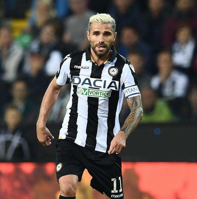 Behrami: "Fa piacere ogni tanto fare gol; tre punti che valorizzano i due pareggi"