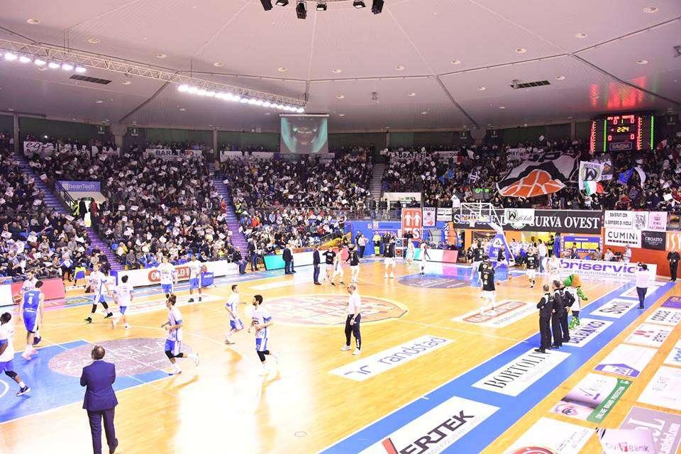 Apu Gsa-Le Naturelle Imola 83-71, LE PAGELLE: Spanghero show ma c'è anche un super Genovese